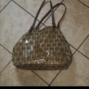 Micheal Kors Purse